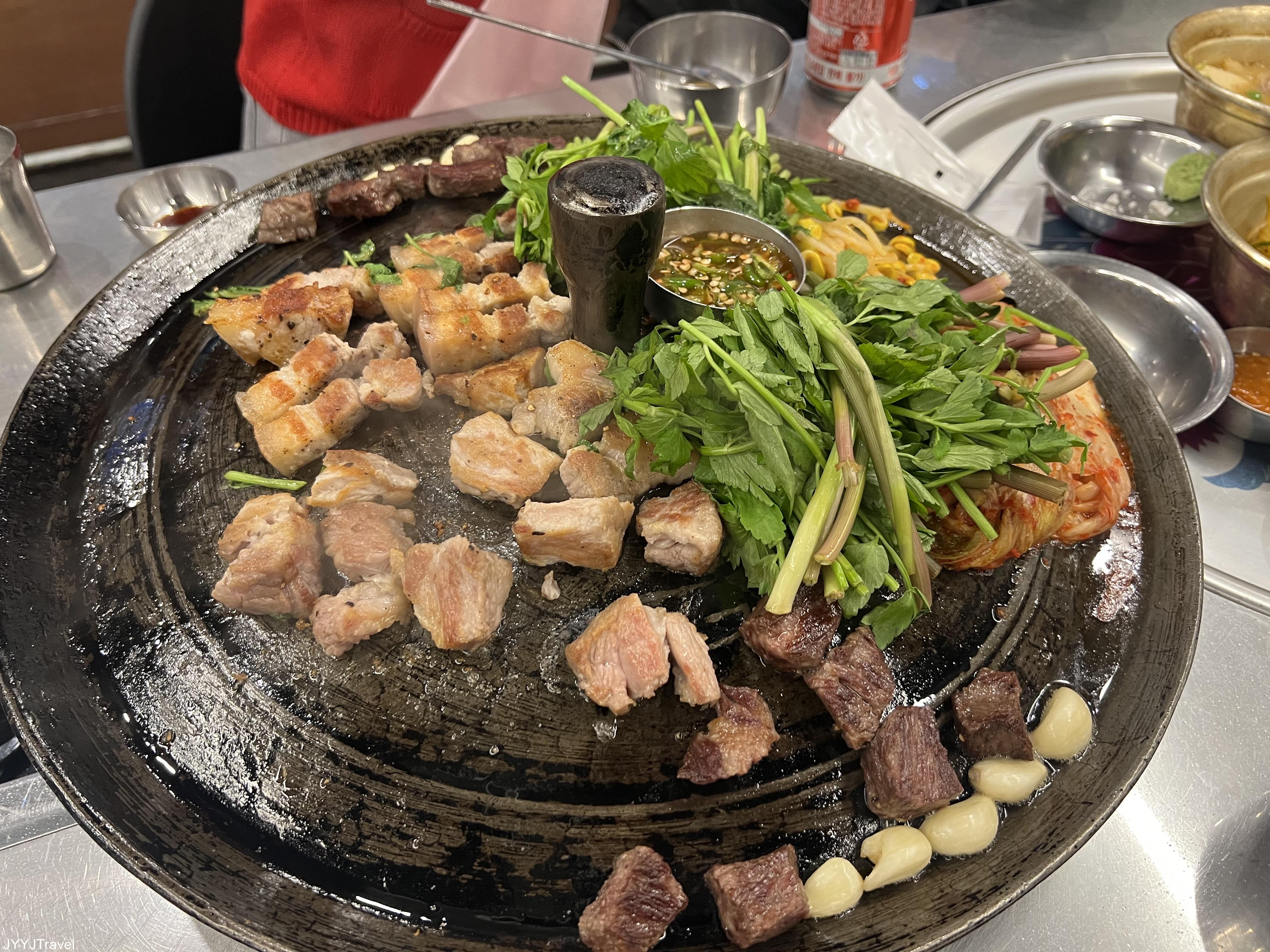 喉嚨水芹菜烤肉 1